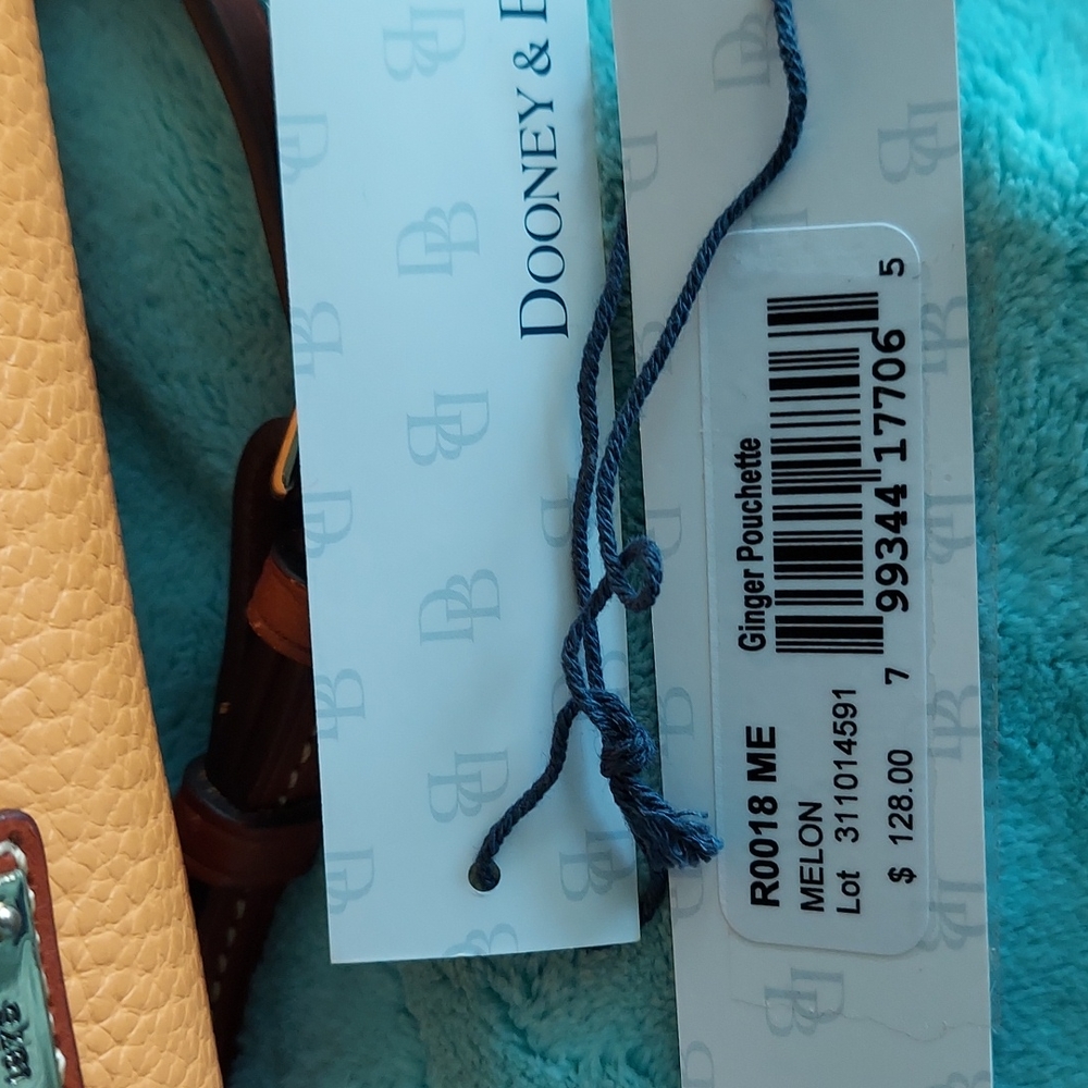 Dooney & Bourke crossbody leather Pouchette - Picture 11 of 14